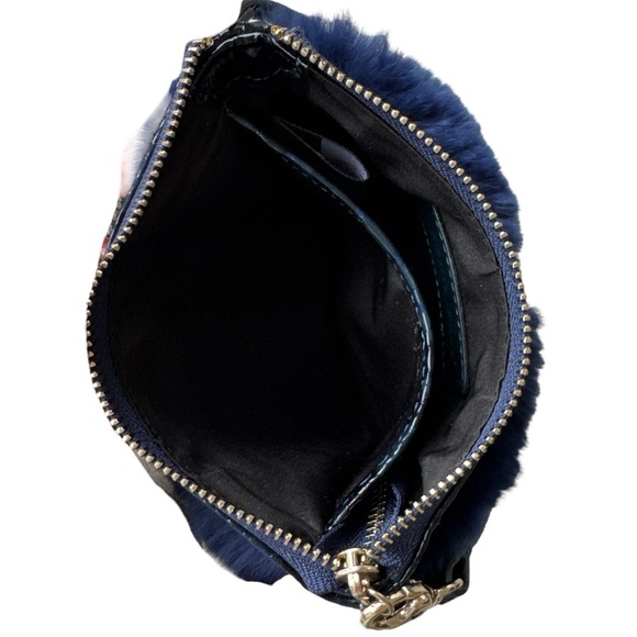 Belle Fare Hallstatt Patent Leather with Rex Rabbit Fur Wristlet - Picture 2 of 4